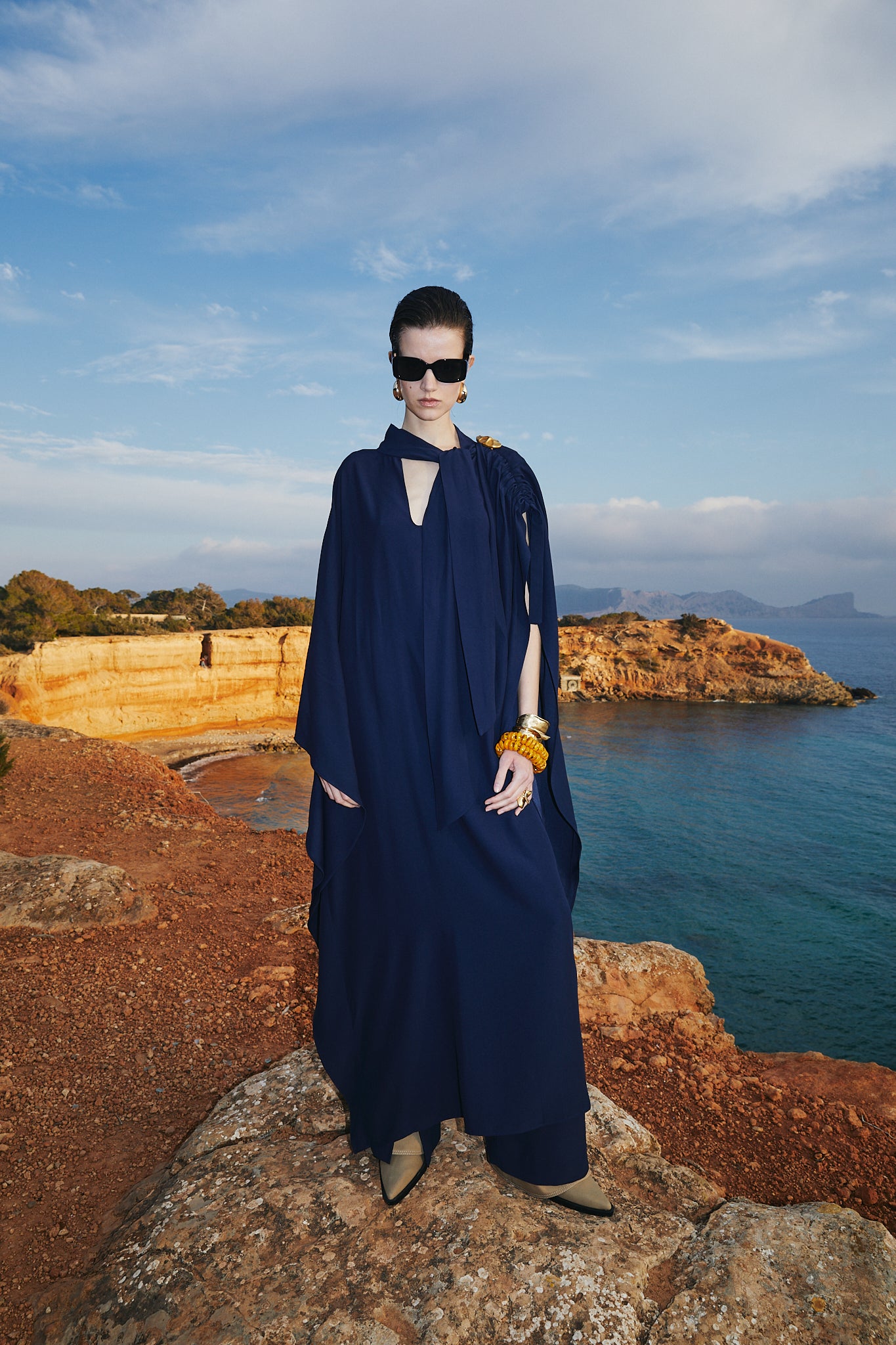 CREPE MAXI DRESS