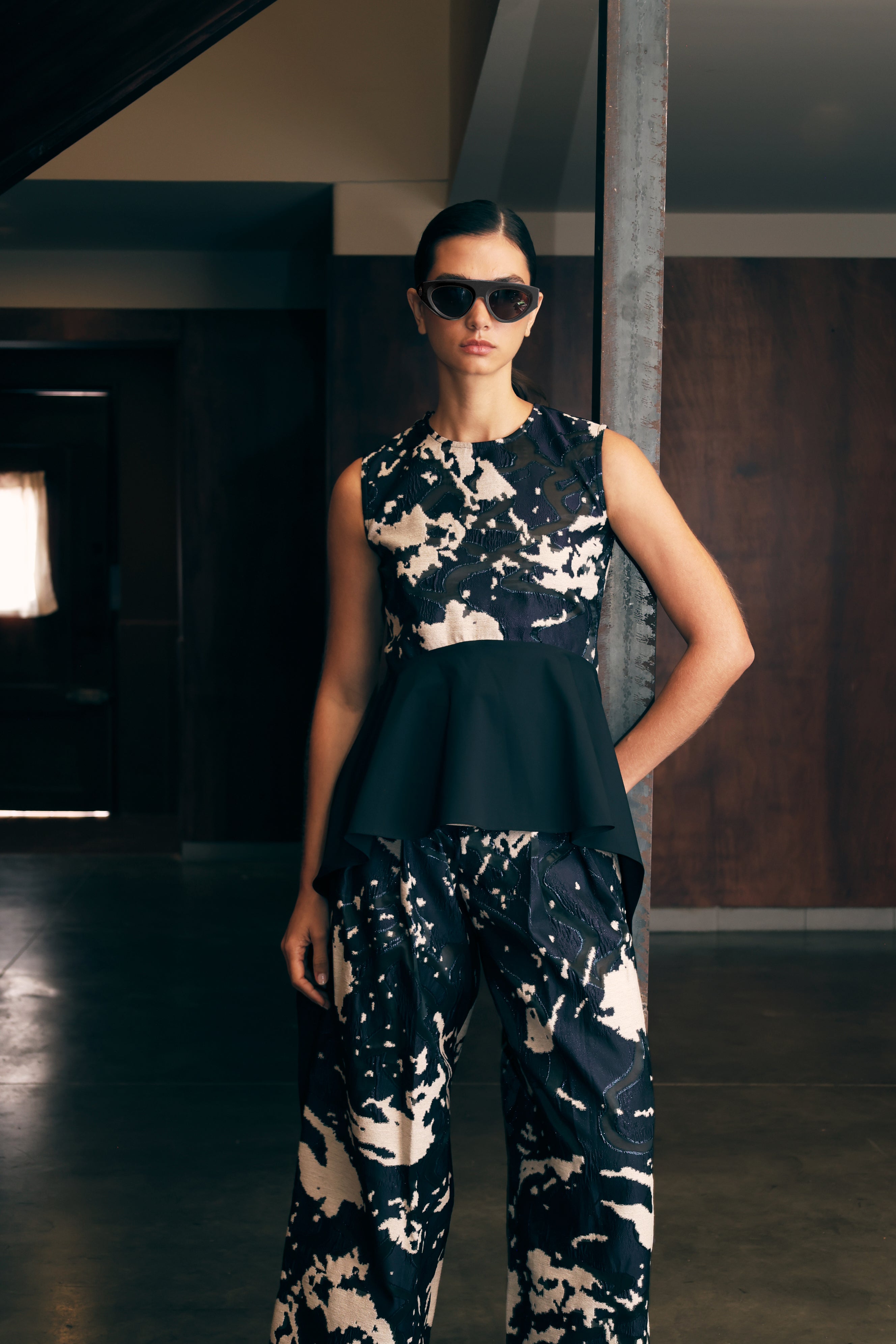 JACQUARD ASYMMETRICAL VOLANT TOP