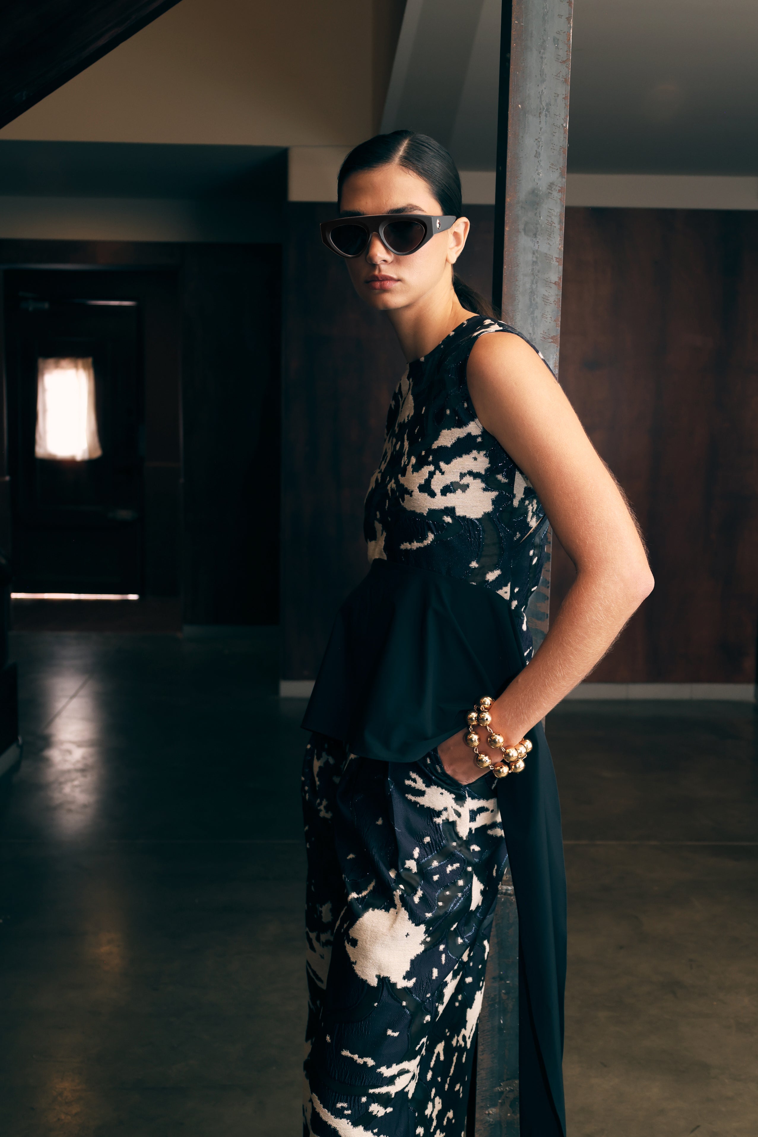 JACQUARD ASYMMETRICAL VOLANT TOP